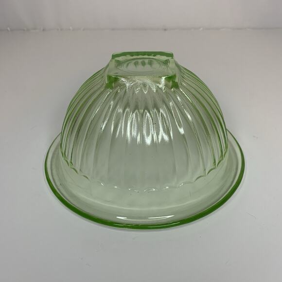 Vintage Pale Green Ribbed Federal Uranium Glass Nesting Mixing bowl 6” Diameter - Picture 5 of 7